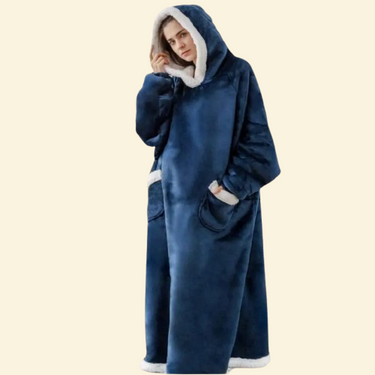 Warmweave™ Lazy Blanket in Midnight Navy – one-size oversized wearable blanket